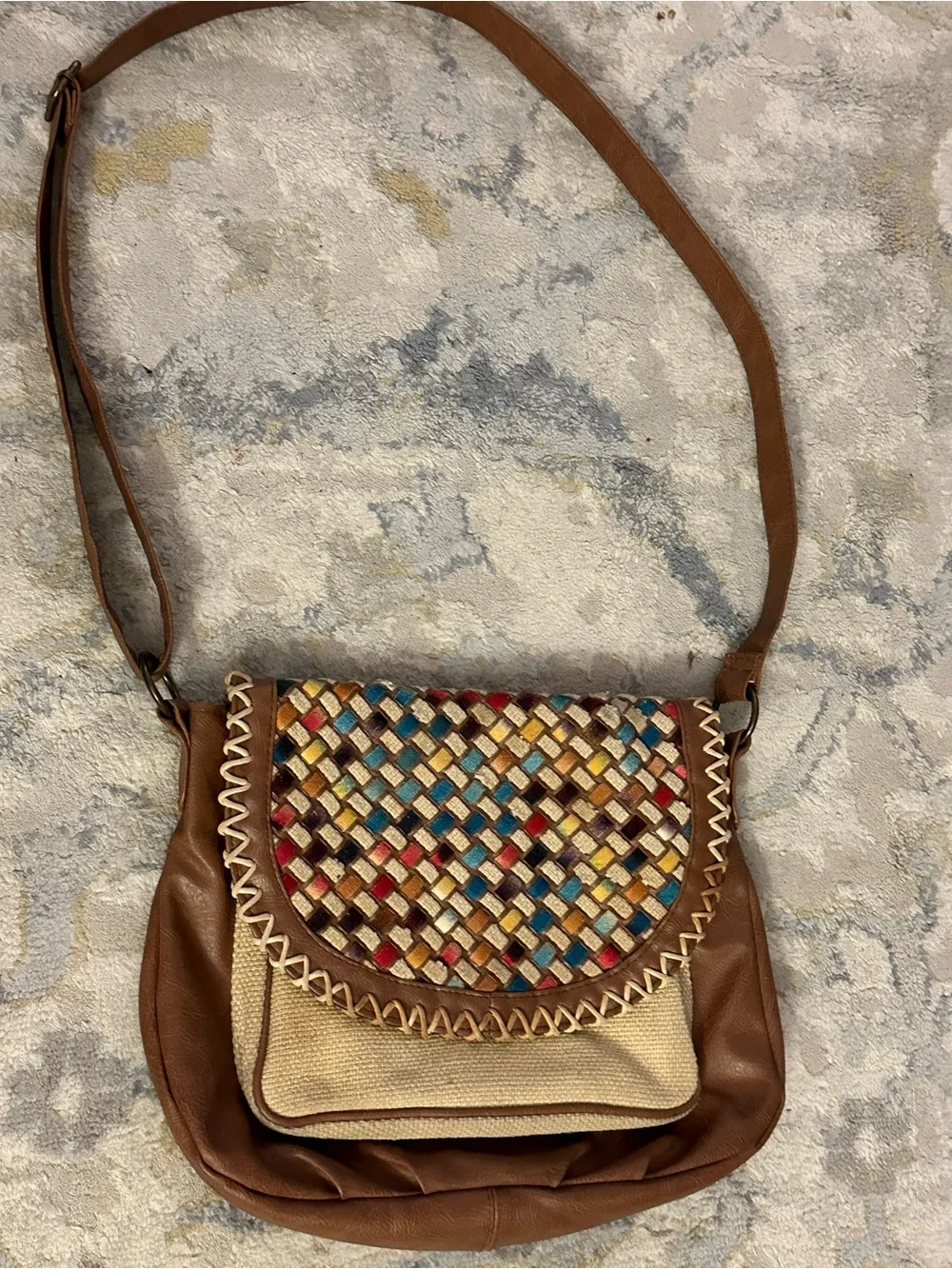 Woven Flap Crossbody Bag in Brown and Multicolor Good conditions, multi use!